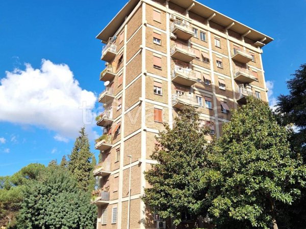 appartamento in vendita a Roma in zona Cinecittà