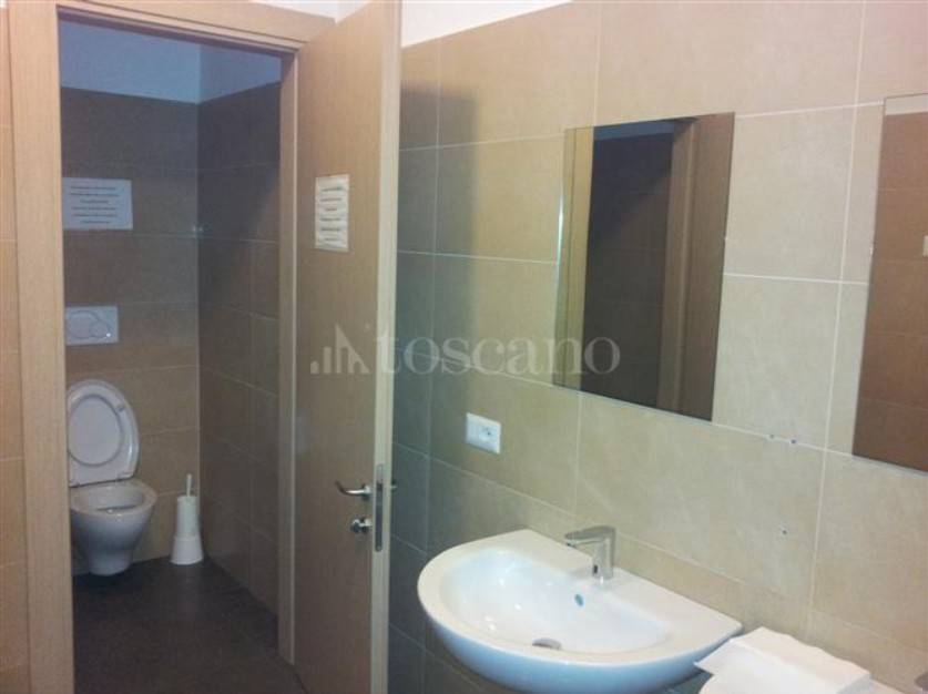 ufficio in vendita a Roma in zona Ardeatino