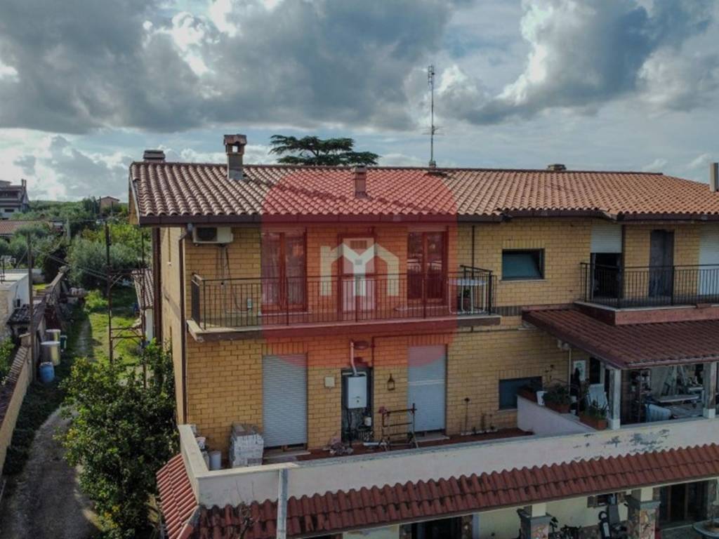 appartamento in vendita a Roma in zona Finocchio