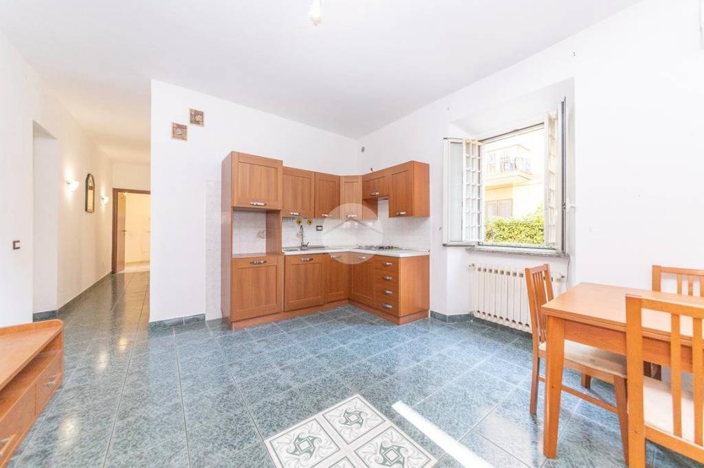 appartamento in vendita a Roma in zona Finocchio
