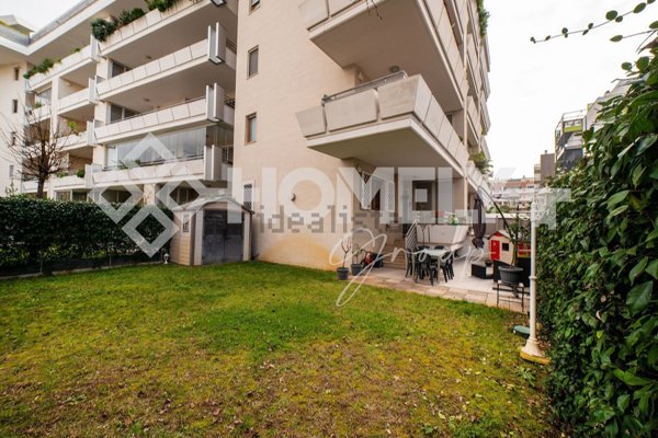 appartamento in vendita a Roma in zona Esquilino