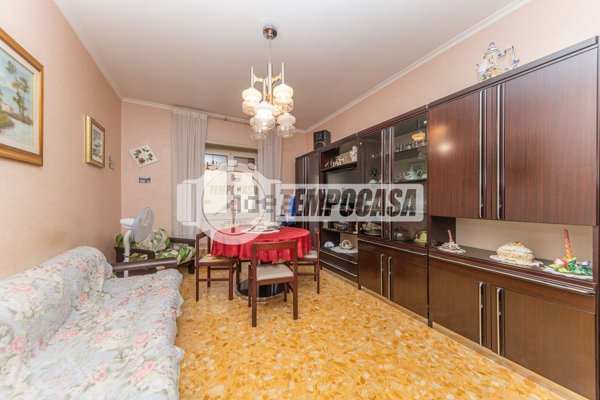 appartamento in vendita a Roma in zona Don Bosco