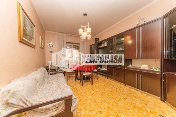 appartamento in vendita a Roma in zona Don Bosco