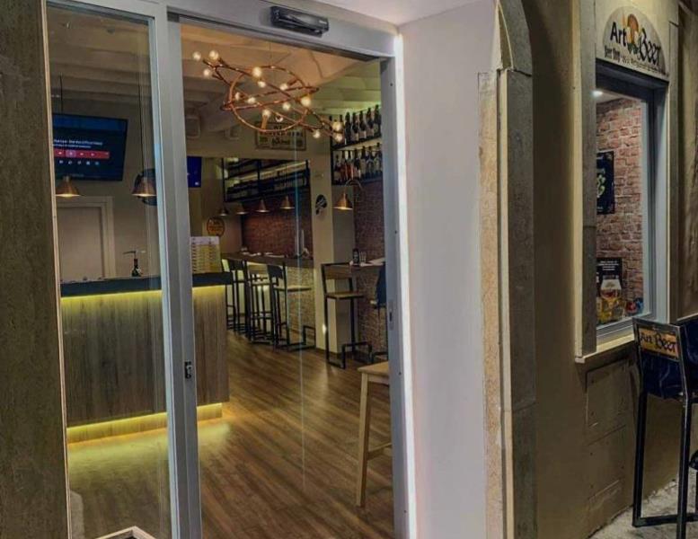 locale commerciale in vendita a Roma in zona Campo Marzio