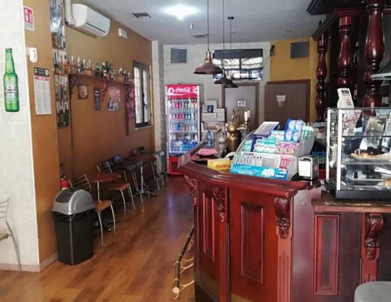 negozio in vendita a Roma in zona Prenestino-Centocelle