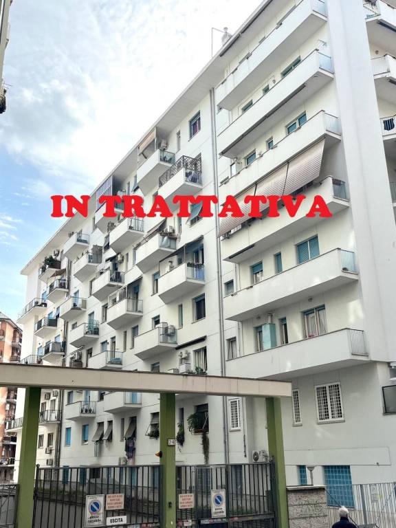 appartamento in vendita a Roma in zona Tuscolano