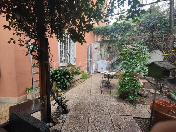 appartamento in vendita a Roma in zona Appio Latino