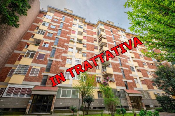 appartamento in vendita a Roma in zona Ardeatino