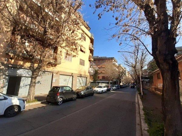 monolocale in vendita a Roma in zona Portuense