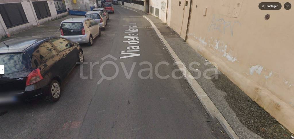negozio in vendita a Roma in zona Tuscolano