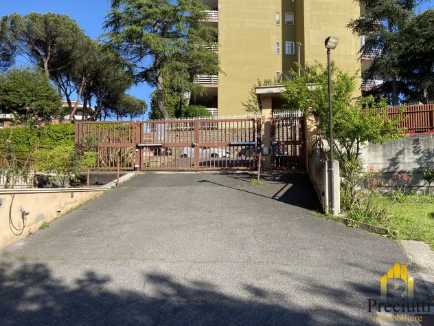 locale di sgombero in vendita a Roma