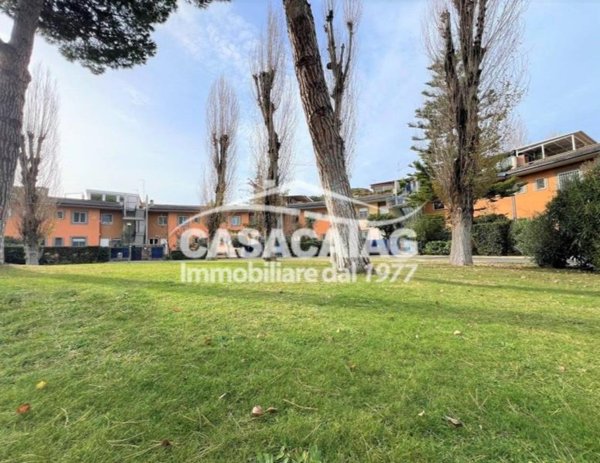 appartamento in vendita a Roma in zona Casal Palocco