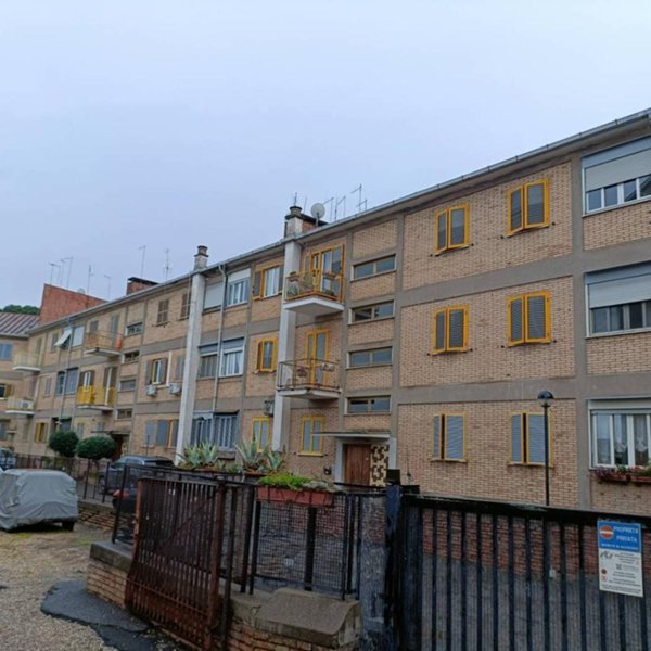 appartamento in vendita a Roma in zona Torre Spaccata