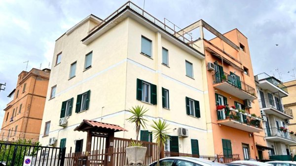 appartamento in vendita a Roma in zona Torre Maura