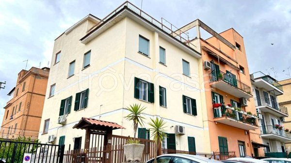 appartamento in vendita a Roma in zona Torre Maura