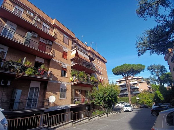 appartamento in vendita a Roma in zona Portuense