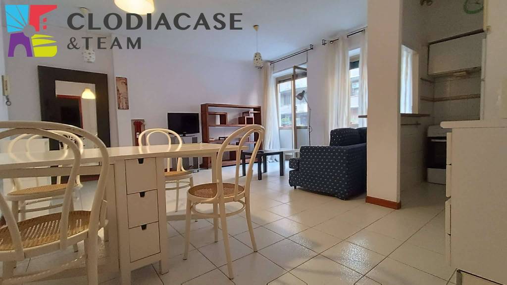 appartamento in vendita a Roma in zona Ostiense