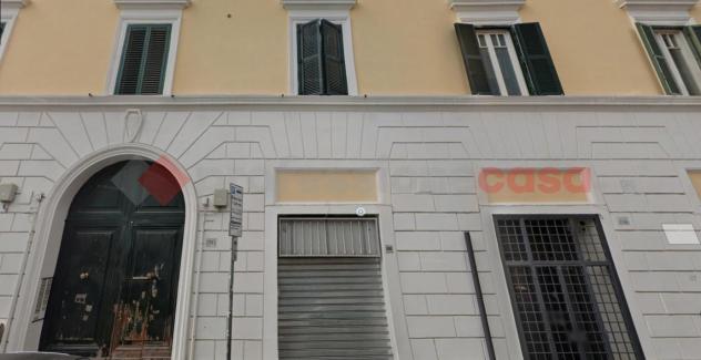 negozio in vendita a Roma in zona Celio