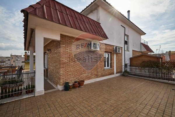 appartamento in vendita a Roma in zona Alessandrino