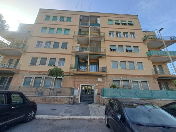 appartamento in vendita a Roma in zona Castel Fusano