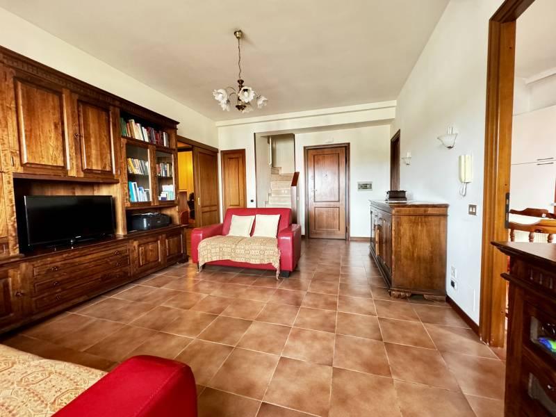appartamento in vendita a Roma in zona Tor Cervara
