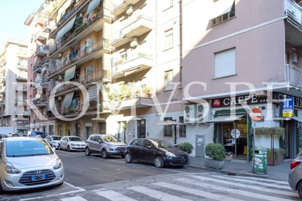 negozio in vendita a Roma in zona Prenestino-Labicano