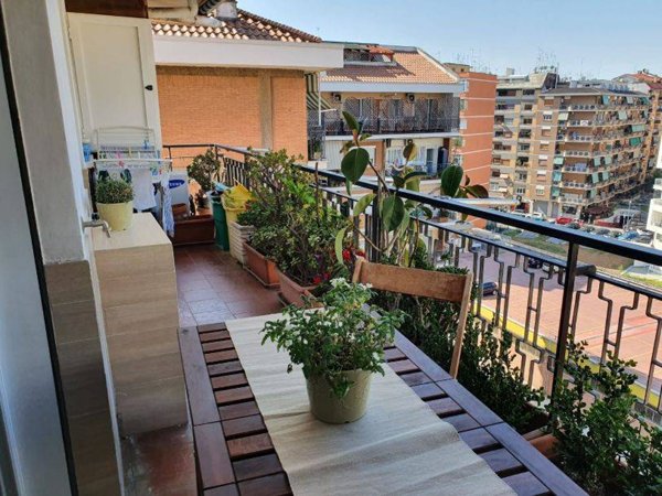 appartamento in vendita a Roma in zona Portuense