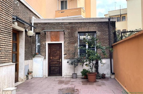 appartamento in vendita a Roma in zona Gianicolense