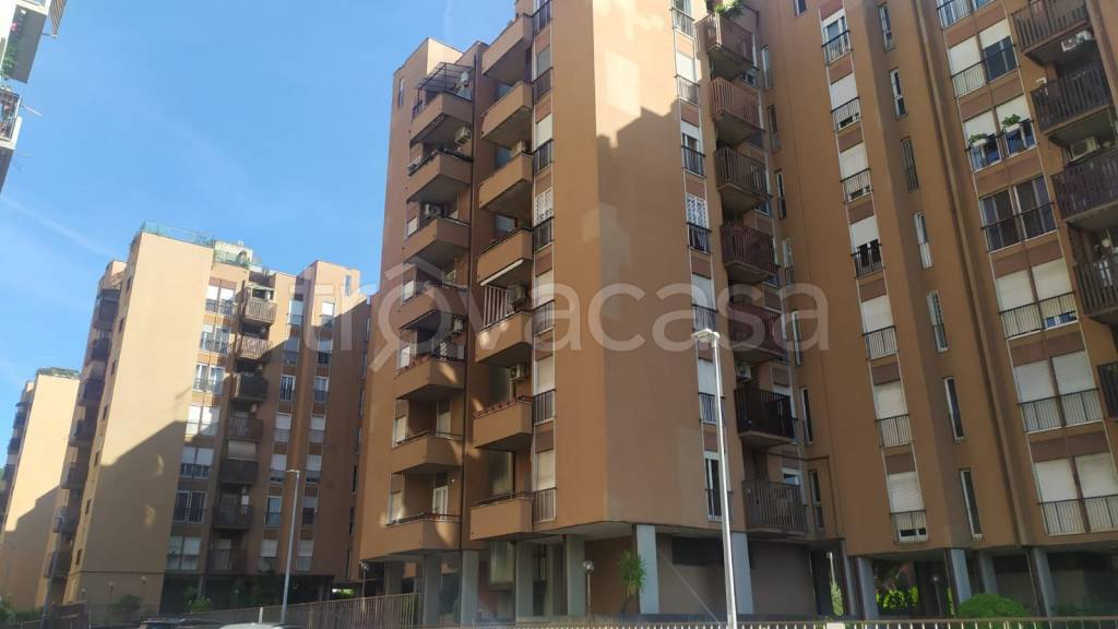 appartamento in vendita a Roma in zona Ardeatino