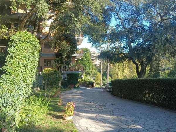 appartamento in vendita a Roma in zona Tor di Quinto