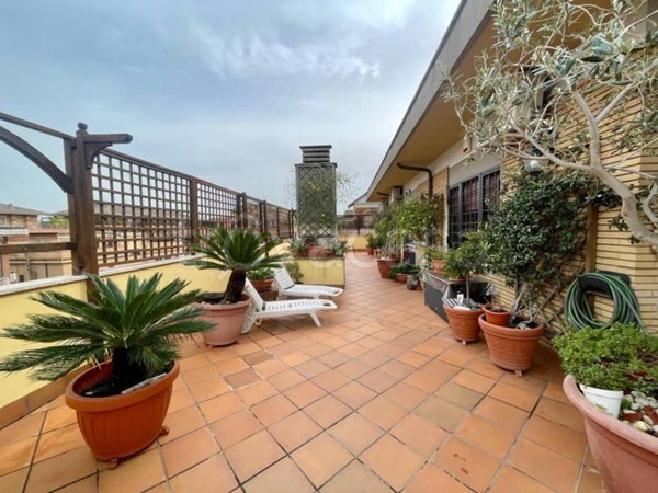 appartamento in vendita a Roma in zona Gianicolense