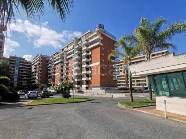 appartamento in vendita a Roma in zona Acilia