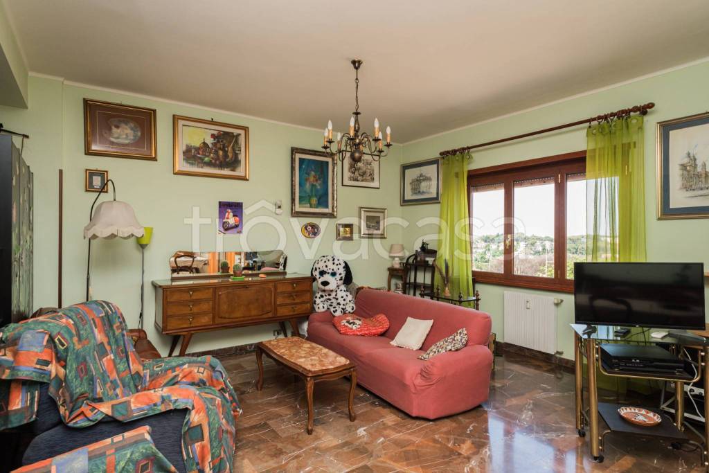 appartamento in vendita a Roma