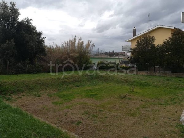 terreno agricolo in vendita a Roma in zona Lunghezza