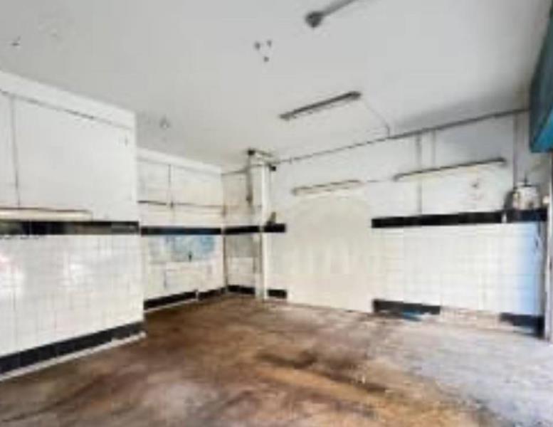 locale commerciale in vendita a Roma in zona Della Vittoria