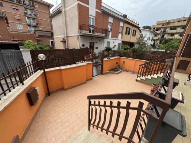 appartamento in vendita a Roma in zona Casal Morena
