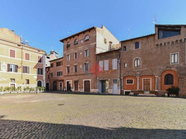 appartamento in vendita a Roma in zona Portuense