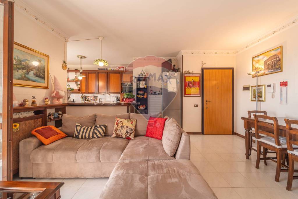 appartamento in vendita a Roma in zona Massimina/Casal Lumbroso