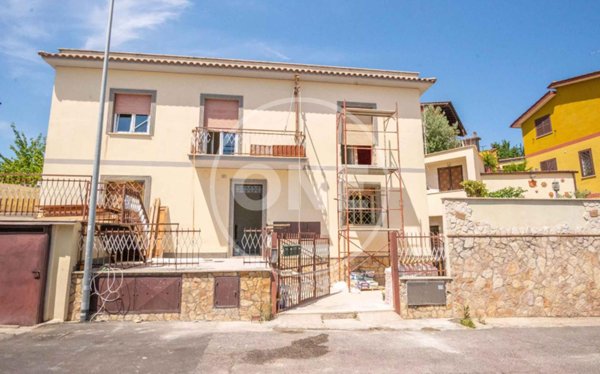 appartamento in vendita a Roma in zona Lunghezza