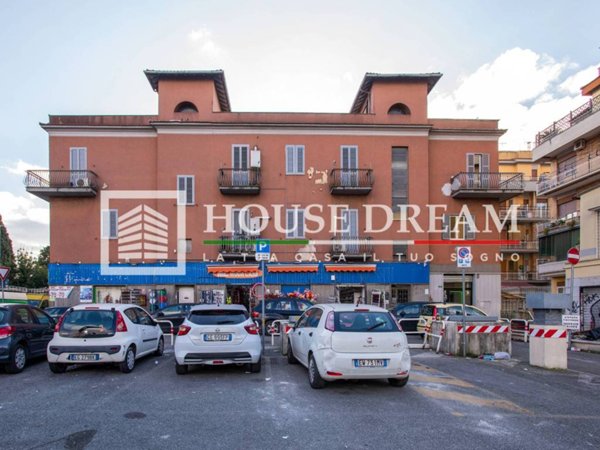 appartamento in vendita a Roma in zona Torre Maura