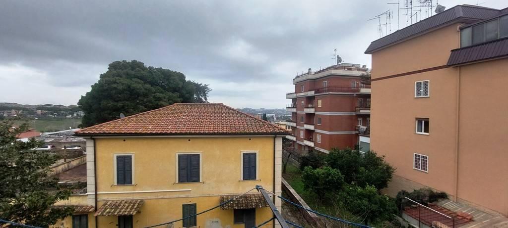 appartamento in vendita a Roma in zona Portuense