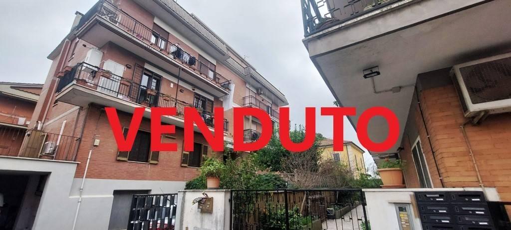 appartamento in vendita a Roma in zona Portuense