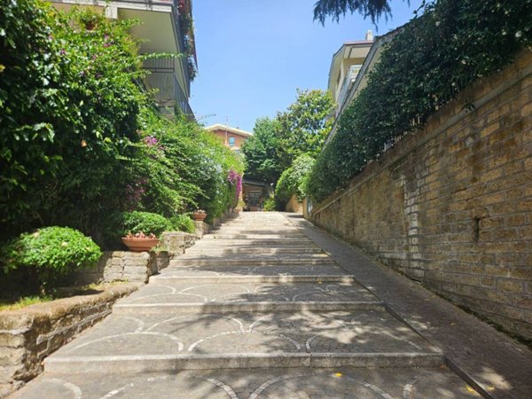 appartamento in vendita a Roma in zona Gianicolense