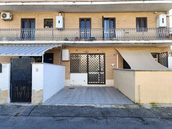 appartamento in vendita a Roma in zona Dragona/Bagnoletto