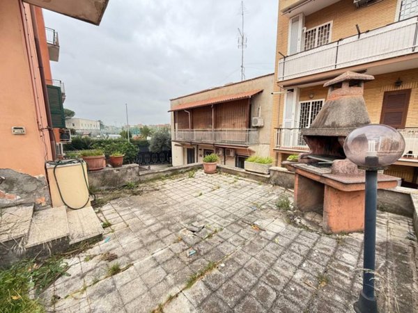 appartamento in vendita a Roma in zona Prenestino-Centocelle