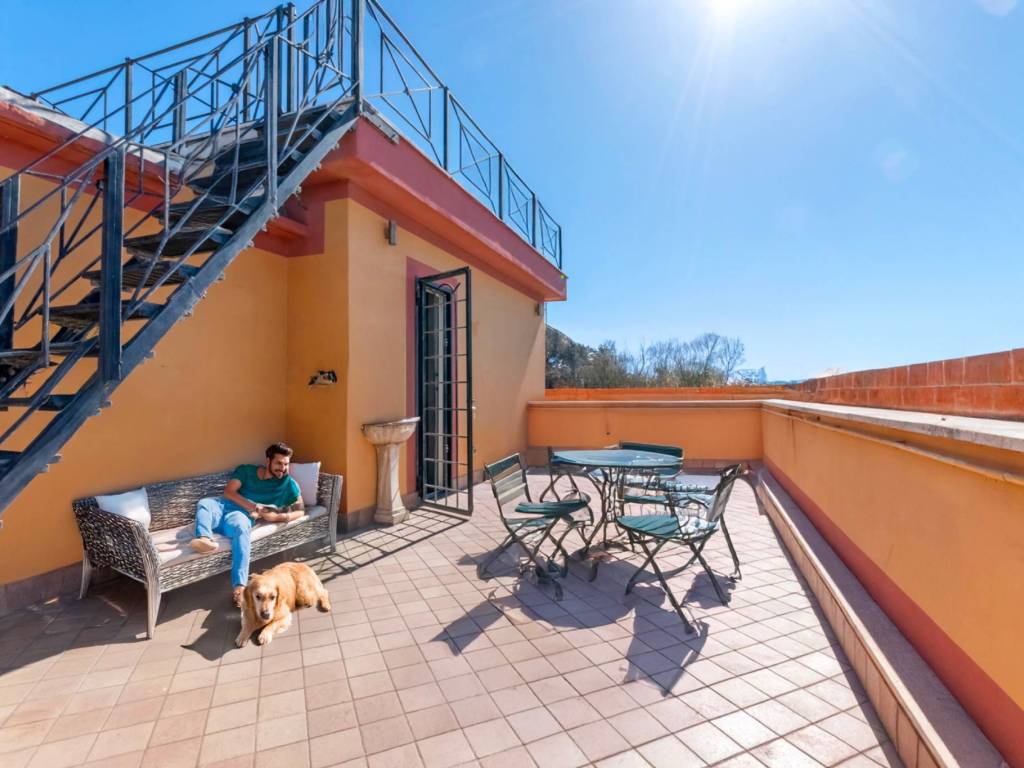 appartamento in vendita a Roma in zona Ostia