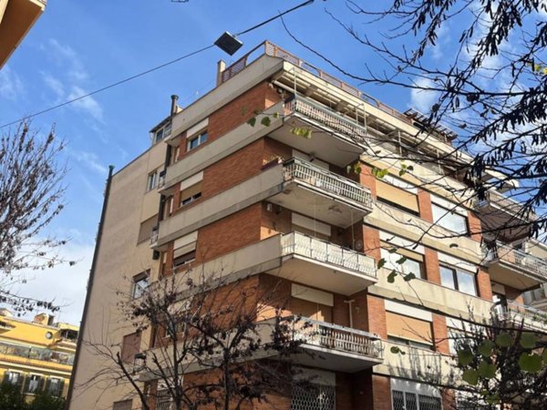 appartamento in vendita a Roma in zona Trieste