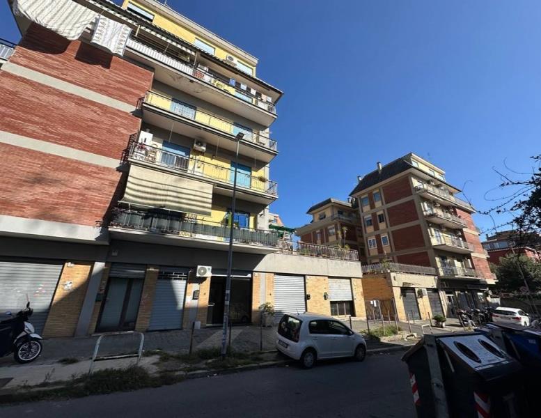 appartamento in vendita a Roma in zona Primavalle
