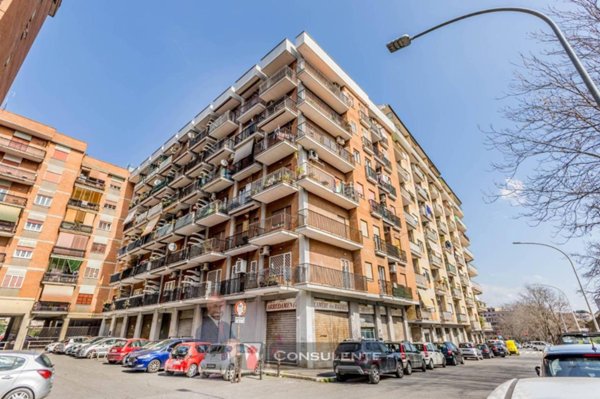 appartamento in vendita a Roma in zona Esquilino