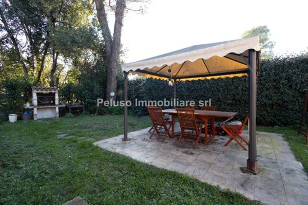 casa indipendente in vendita a Roma in zona Castel di Leva